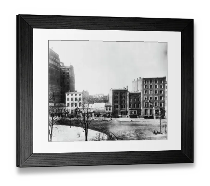 Framed Print : Broadway in New York City, circa 1880. (Photo by Bettmann Archive / Getty Images) Framed Print : Broadway in New York City, circa 1880. (Photo by Bettmann Archive / Getty Images)