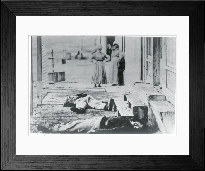 Framed Print : Soldiers Die in Kansas Shooting Framed Print : Soldiers Die in Kansas Shooting