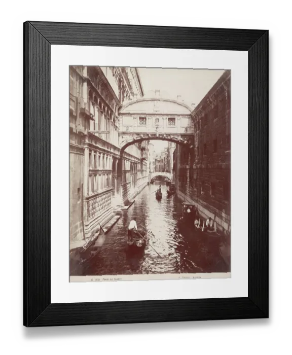 Framed Print : Ponte Dei Sospiri in Venice Framed Print : Ponte Dei Sospiri in Venice