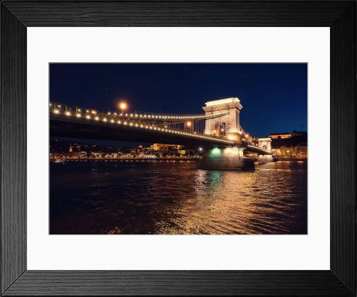 Framed Print : Chain Bridge in night - Budapest Framed Print : Chain Bridge in night - Budapest