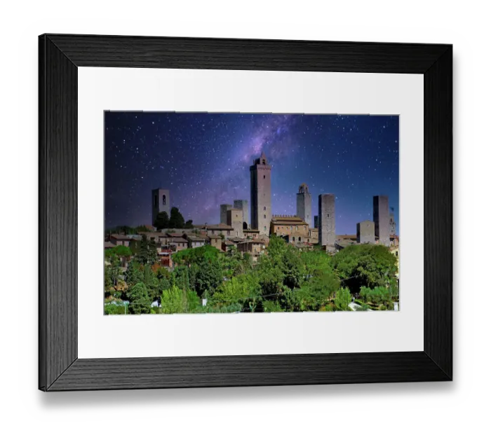 Framed Print : The Medieval Italian Town of San Gimignano at Night Framed Print : The Medieval Italian Town of San Gimignano at Night
