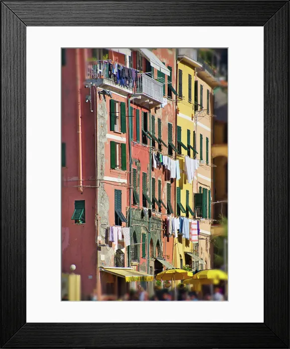 Framed Print : Colorful Vernazza in Cinque Terre Framed Print : Colorful Vernazza in Cinque Terre