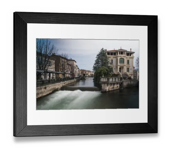 Framed Print : Ile sur la sorgue, france Framed Print : Ile sur la sorgue, france