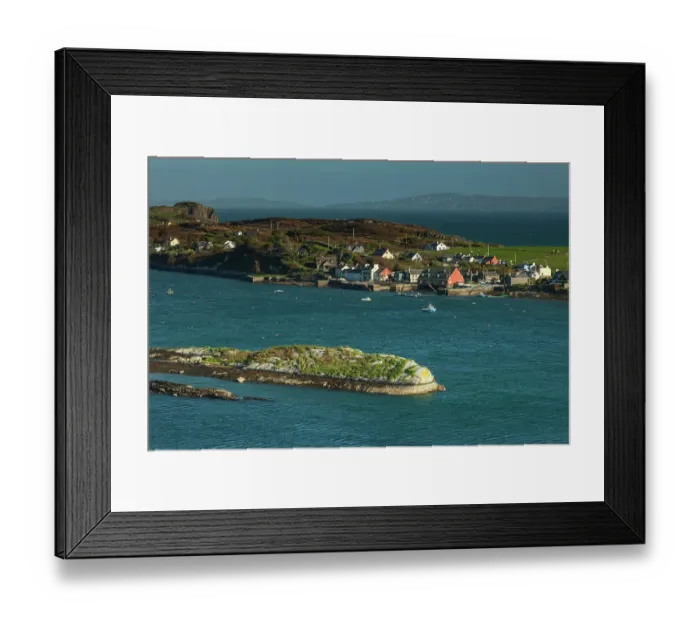 Framed Print : Crookhaven village, Wild Atlantic Way Framed Print : Crookhaven village, Wild Atlantic Way