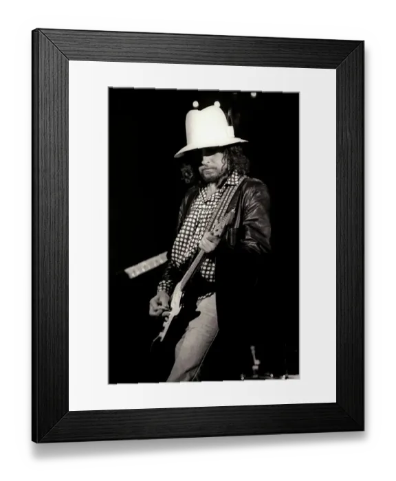 Framed Print : Bob Dylan Live