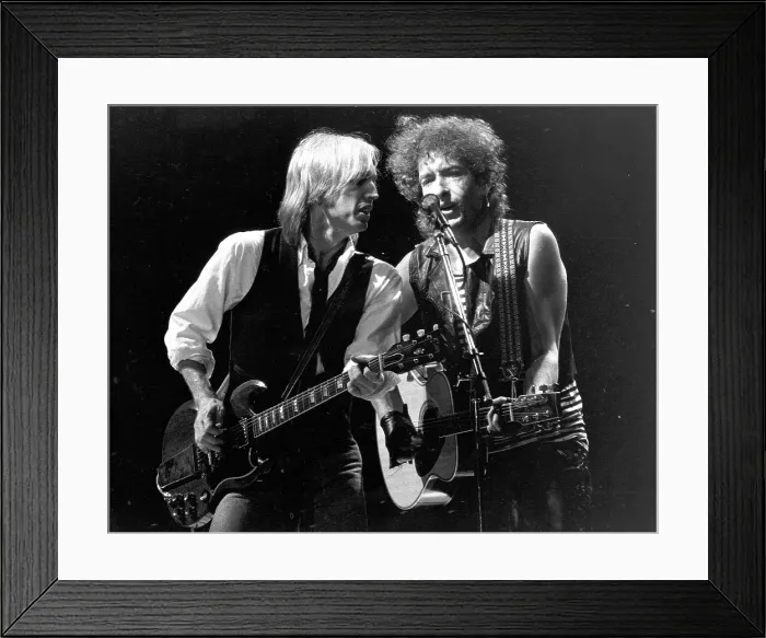 Framed Print : Dylan & Petty True Confessions Tour Framed Print : Dylan & Petty True Confessions Tour