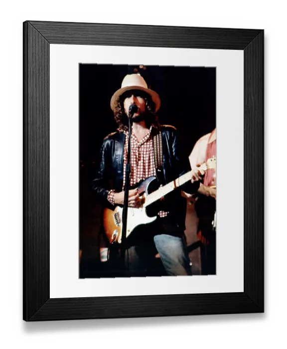 Framed Print : Bob Dylan Plays The Last Waltz Framed Print : Bob Dylan Plays The Last Waltz