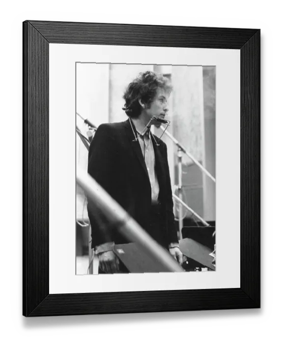 Framed Print : Bob Dylan Records Highway 61 Revisited Framed Print : Bob Dylan Records Highway 61 Revisited