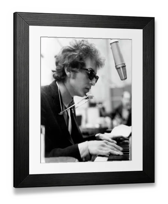 Framed Print : Bob Dylan Records Highway 61 Revisited Framed Print : Bob Dylan Records Highway 61 Revisited