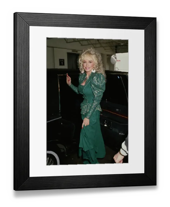 Framed Print : Dolly Parton Framed Print : Dolly Parton