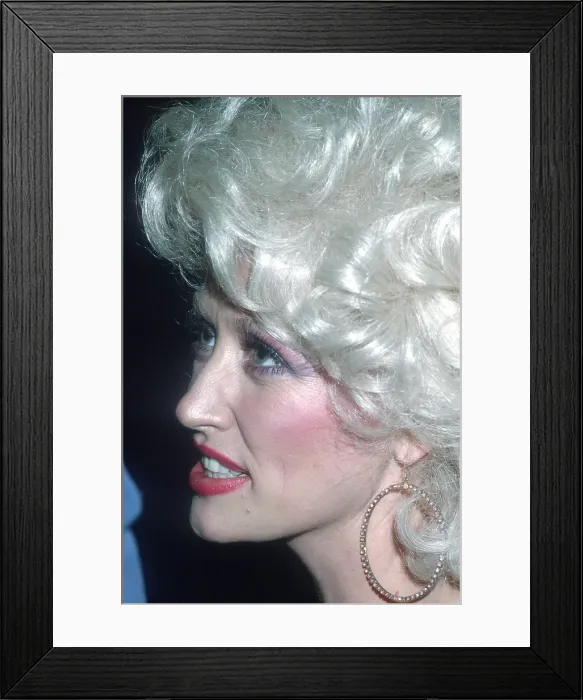 Framed Print : Dolly Performing In LA Framed Print : Dolly Performing In LA