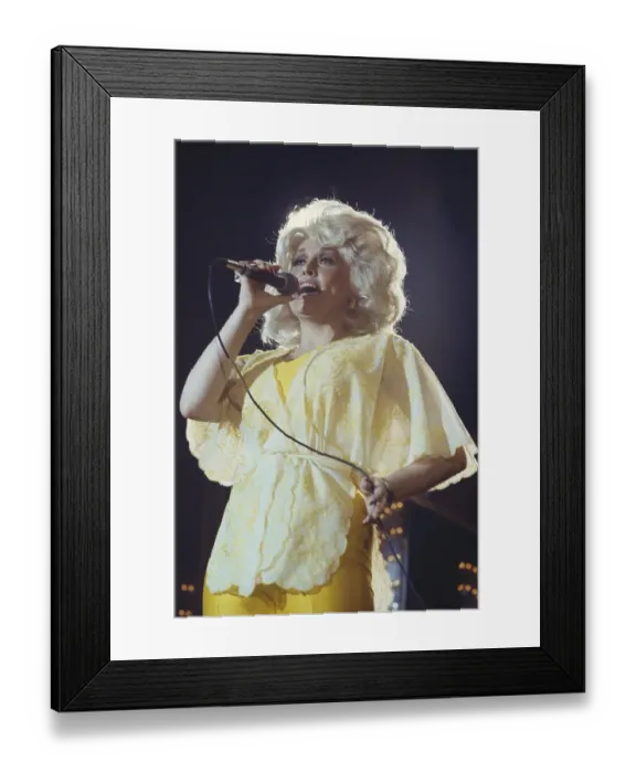 Framed Print : Dolly Performing In LA Framed Print : Dolly Performing In LA