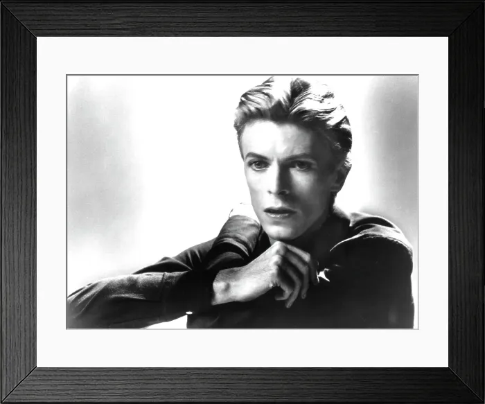 Framed Print : David Bowie Portrait Framed Print : David Bowie Portrait