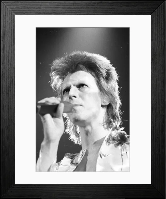 Framed Print : Ziggy Stardust Era Bowie In LA Framed Print : Ziggy Stardust Era Bowie In LA