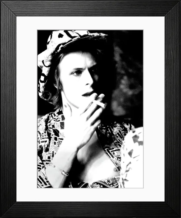Framed Print : David Bowie Portrait Framed Print : David Bowie Portrait