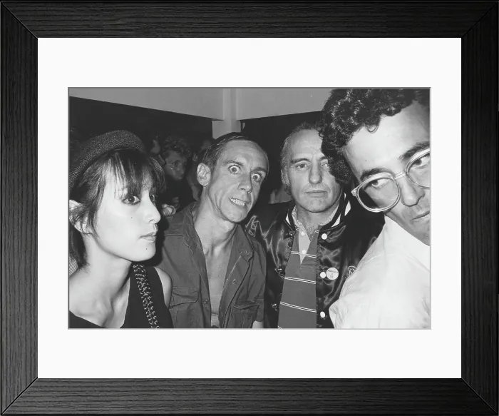 Framed Print : Photo of Iggy Pop Framed Print : Photo of Iggy Pop