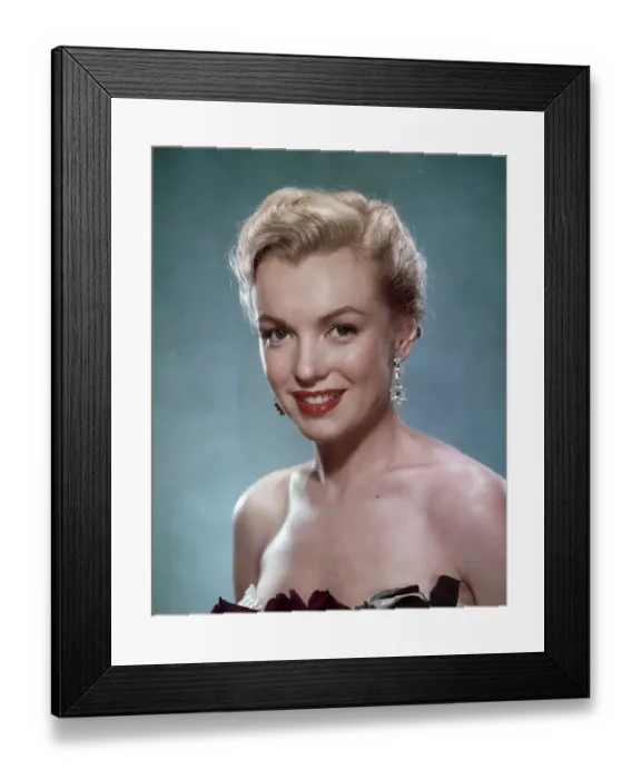 Framed Print : Marilyn Monroe Portrait Framed Print : Marilyn Monroe Portrait