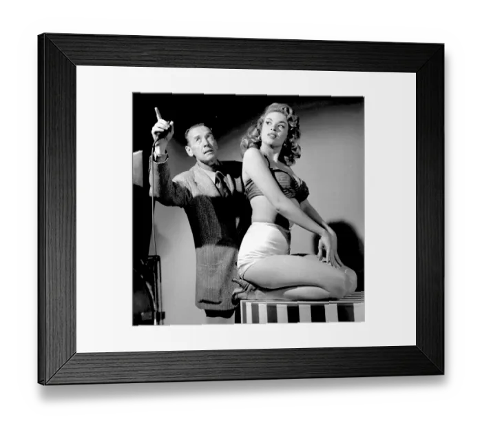 Framed Print : Photo of Jayne Mansfield Framed Print : Photo of Jayne Mansfield