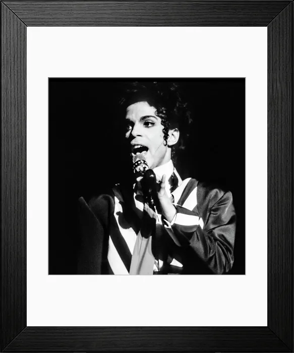 Framed Print : Singer PRINCE ROGERS NELSON Framed Print : Singer PRINCE ROGERS NELSON