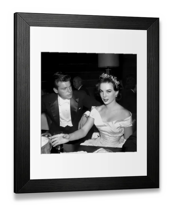 Framed Print : Natalie Wood And Robert Wagner Framed Print : Natalie Wood And Robert Wagner