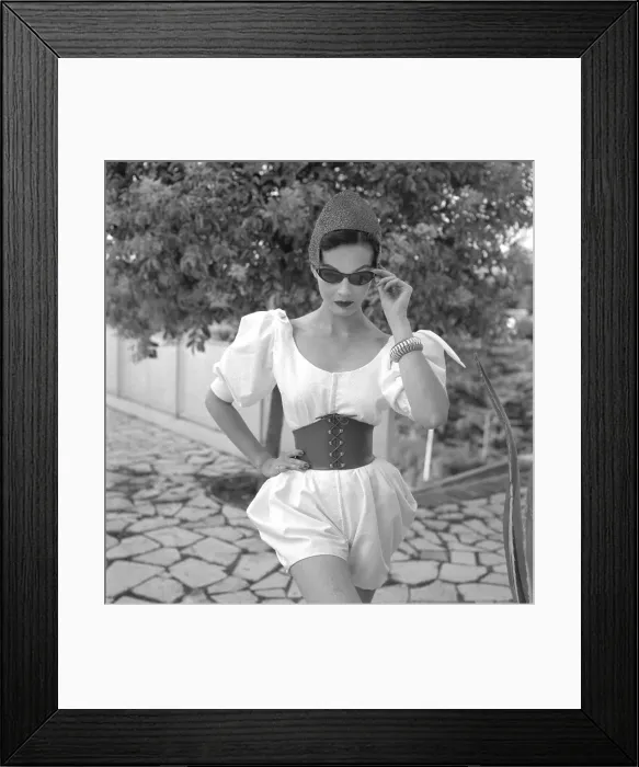 Framed Print : Italian Beach Fashion Framed Print : Italian Beach Fashion