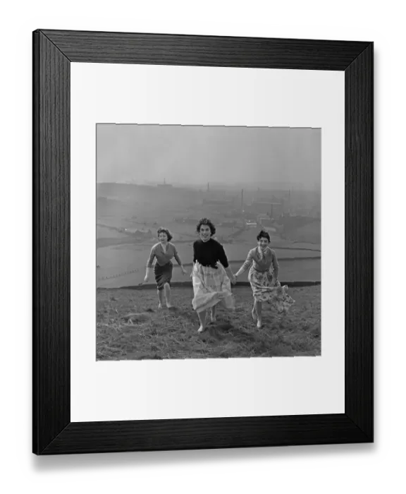 Framed Print : Country Walk