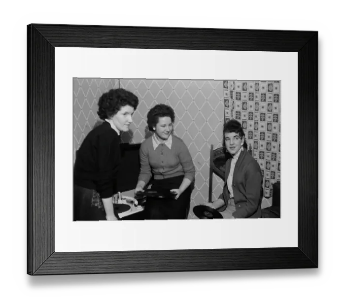 Framed Print : Myrtle Gardens Framed Print : Myrtle Gardens