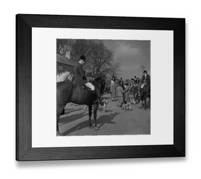 Framed Print : Hunt Meeting Framed Print : Hunt Meeting