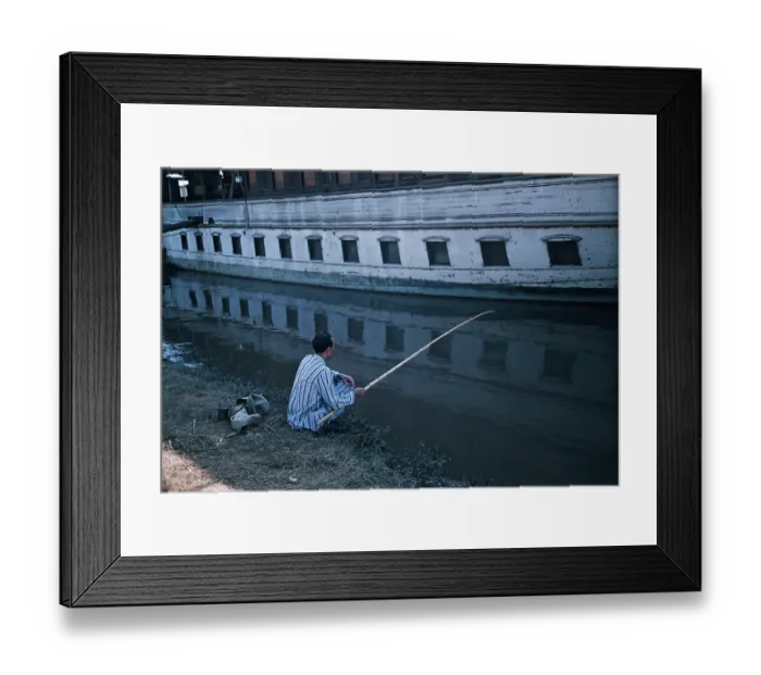 Framed Print : Yemeni Fisherman Framed Print : Yemeni Fisherman
