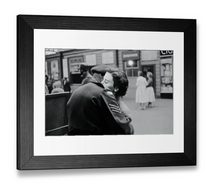 Framed Print : Soldier's Farewell Framed Print : Soldier's Farewell