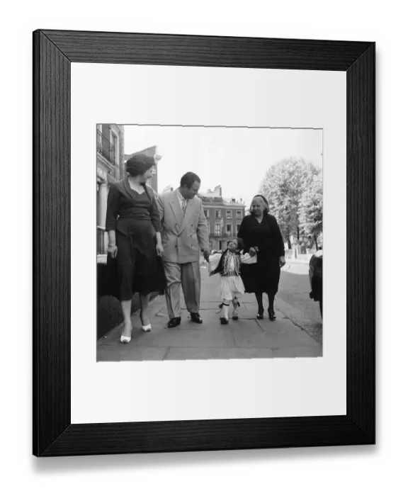 Framed Print : London Cypriots Framed Print : London Cypriots