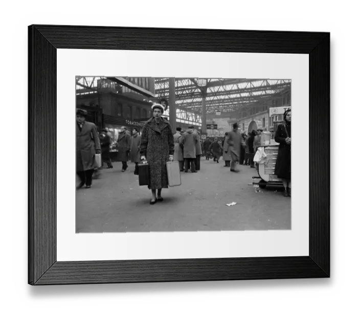 Framed Print : London Arrival Framed Print : London Arrival
