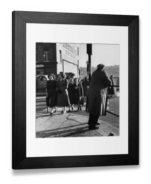 Framed Print : Street In Derry