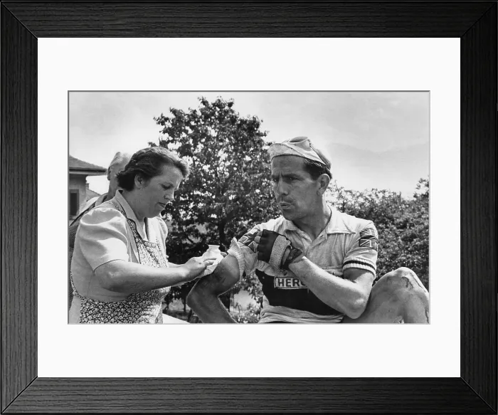 Framed Print : Maitland Injured In Tour Framed Print : Maitland Injured In Tour