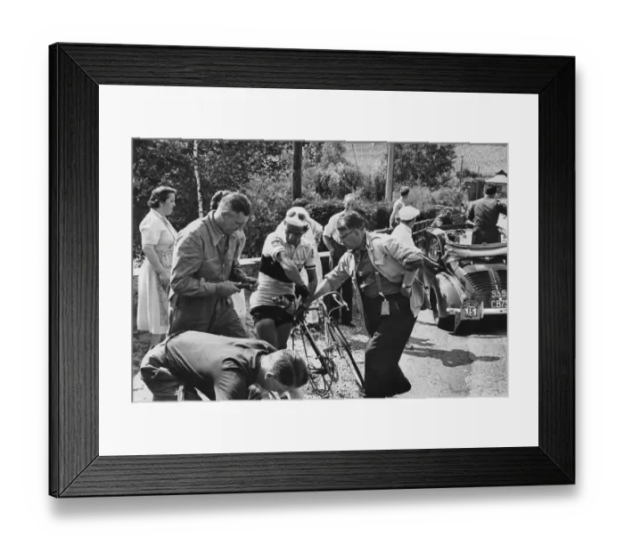 Framed Print : Maitland Injured In Tour Framed Print : Maitland Injured In Tour