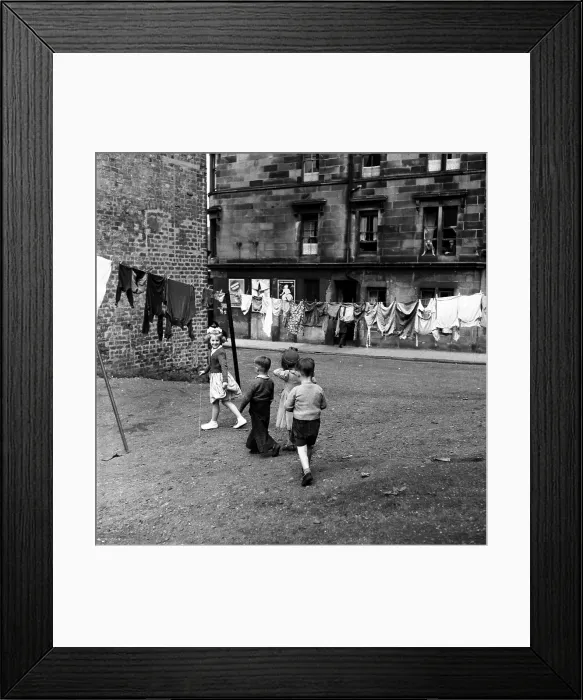 Framed Print : Washing Line Framed Print : Washing Line