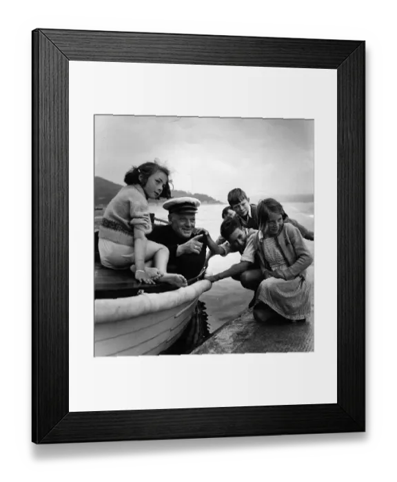 Framed Print : Fisherman's Yarn Framed Print : Fisherman's Yarn