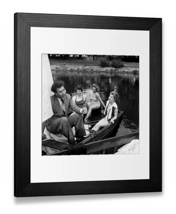 Framed Print : Howerd The Sailor Framed Print : Howerd The Sailor