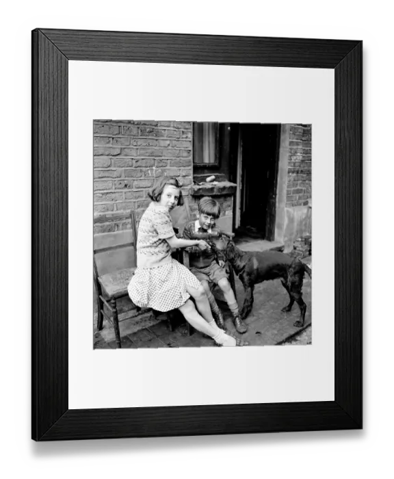 Framed Print : Salvation Army Hostel Framed Print : Salvation Army Hostel