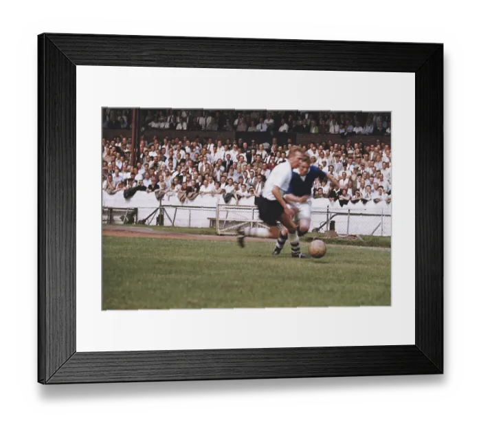 Framed Print : Chelsea V Bolton Wanderers Framed Print : Chelsea V Bolton Wanderers