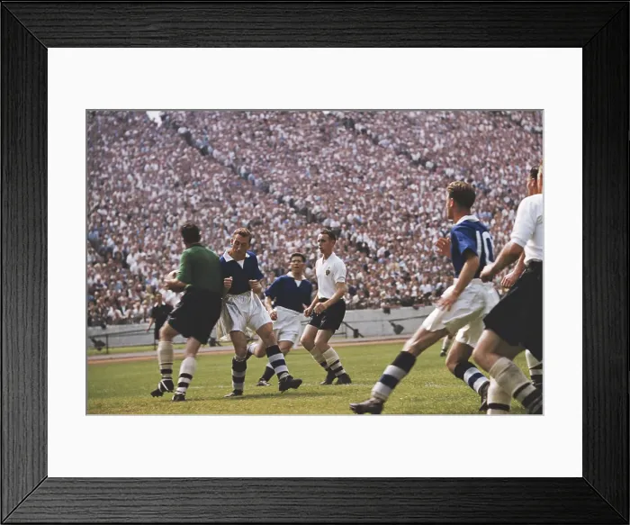 Framed Print : Chelsea V Bolton Wanderers Framed Print : Chelsea V Bolton Wanderers