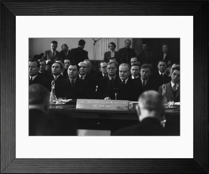 Framed Print : Berlin Conference Framed Print : Berlin Conference
