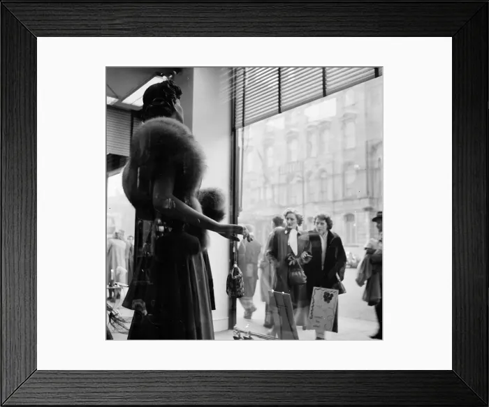 Framed Print : Cardiff Shopping Framed Print : Cardiff Shopping