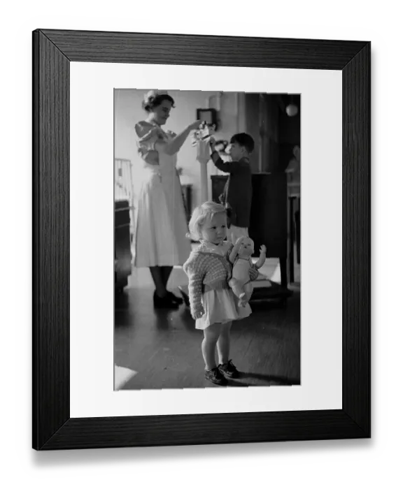 Framed Print : Children's Ward Framed Print : Children's Ward