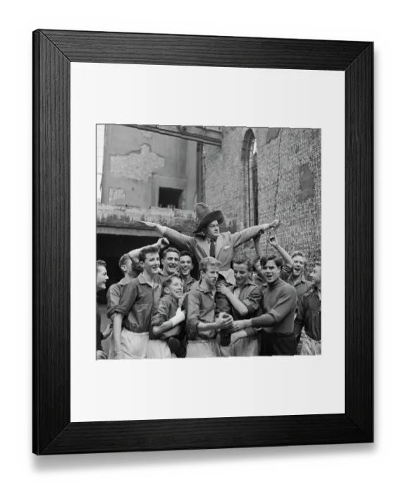 Framed Print : High Hope. US comedian Bob Hope being held aloft at a Boys Club function, UK, October 1953 Framed Print : High Hope. US comedian Bob Hope being held aloft at a Boys Club function, UK, October 1953