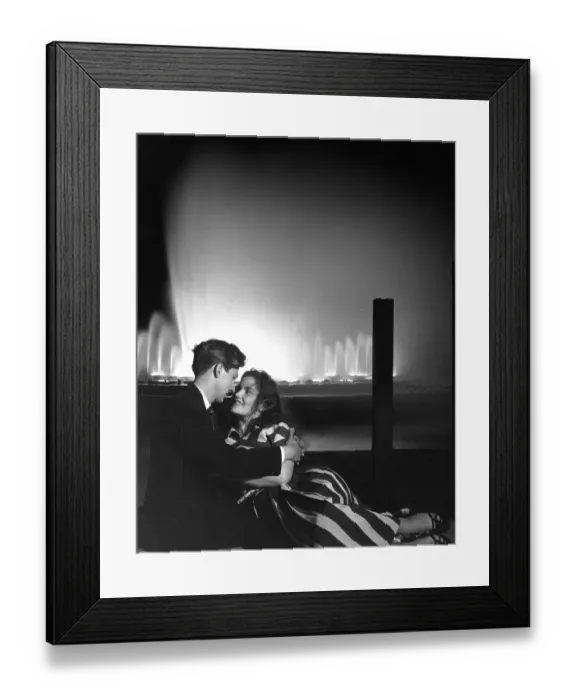 Framed Print : Redcoat Romantics Framed Print : Redcoat Romantics