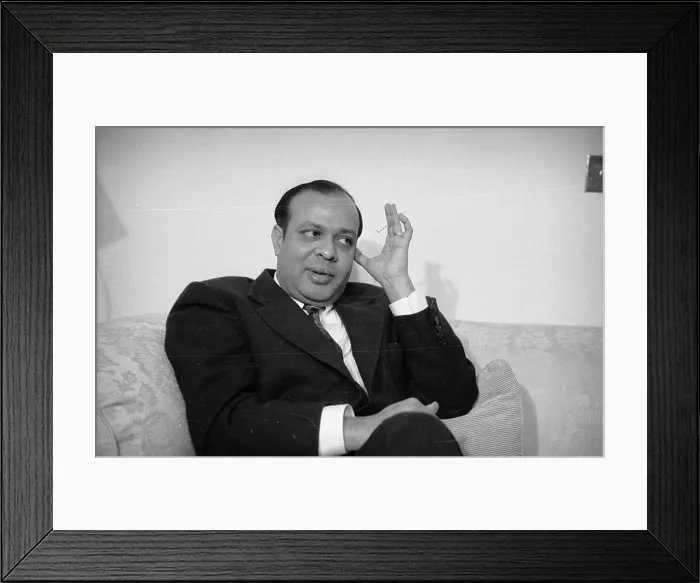 Framed Print : Interviewing Ali Framed Print : Interviewing Ali