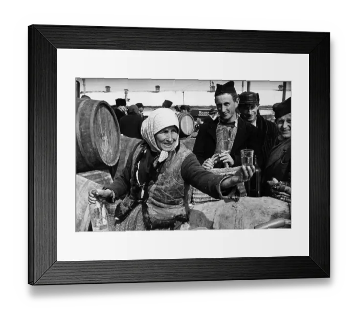 Framed Print : Wine Market Framed Print : Wine Market