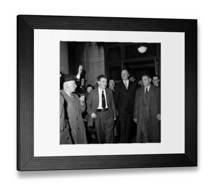 Framed Print : Mosley Arrives Framed Print : Mosley Arrives