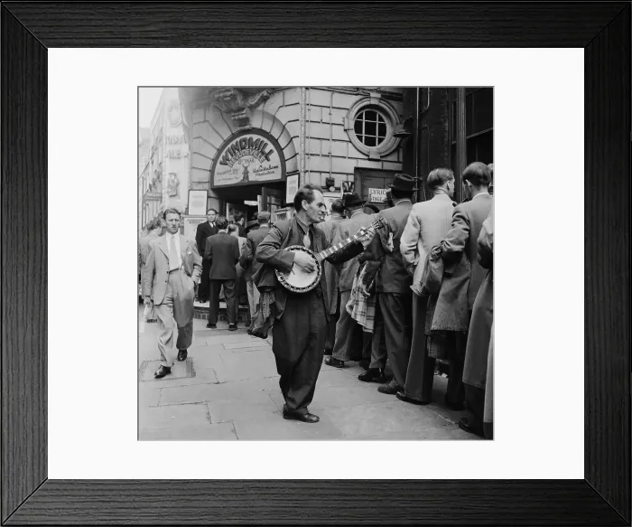 Framed Print : Windmill Theatre Framed Print : Windmill Theatre